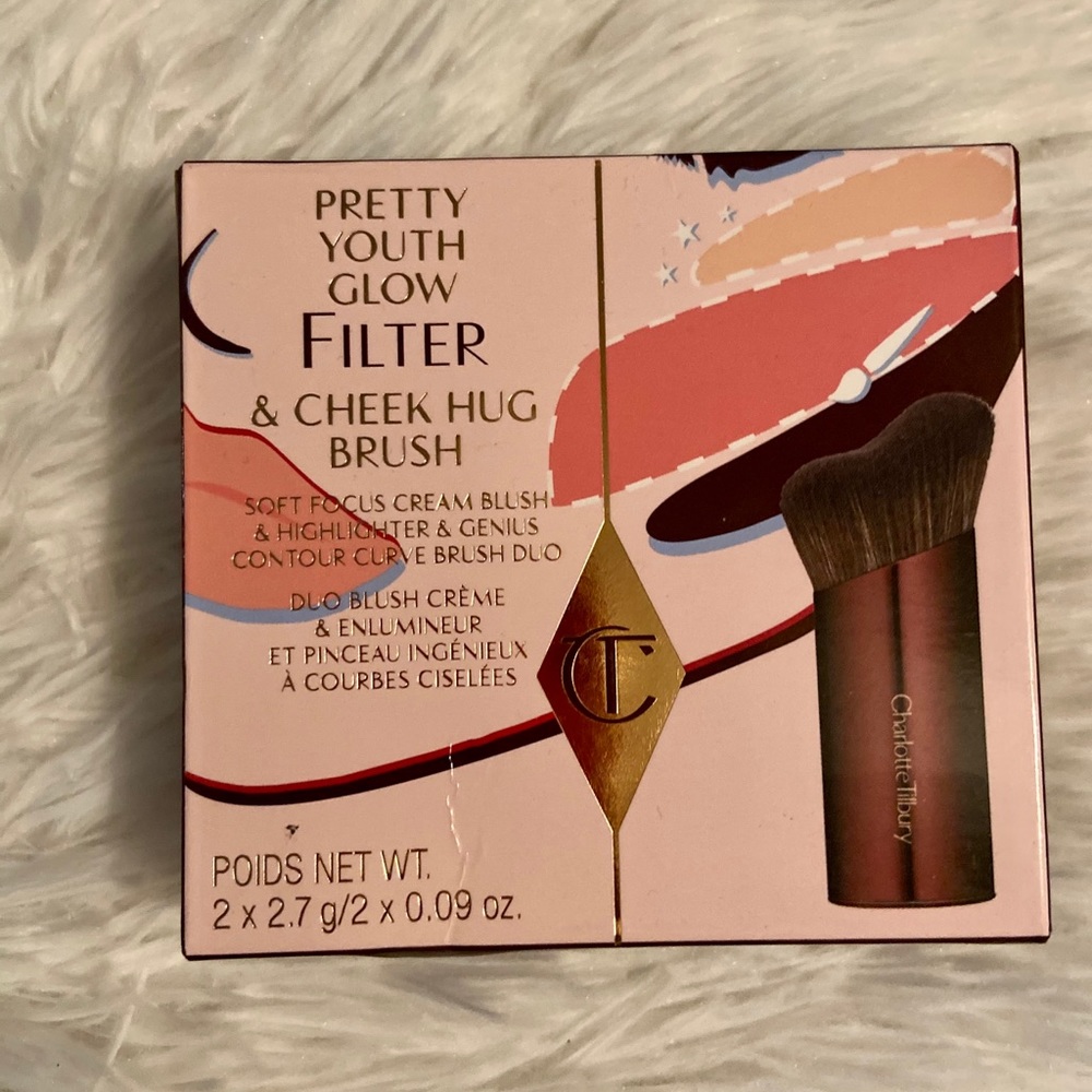 Charlotte Tilbury Pretty Youth Glow w/Brush - Picture 12 of 12